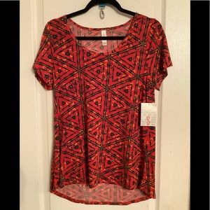 NWT Lularoe Classic T